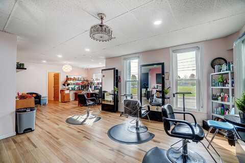 1652 N Limestone Street, Springfield, OH 45503