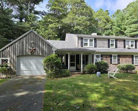 100 Holly Hill Road, Centerville, MA 02632