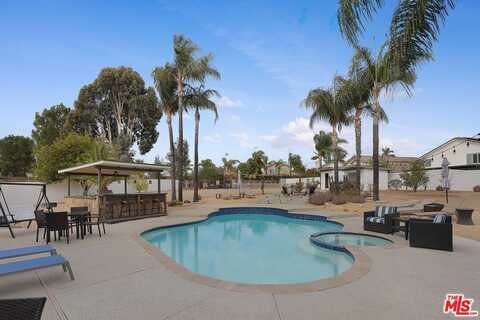 39665 Maple Leaf Ct, Murrieta, CA 92563