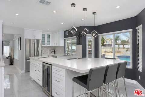 39665 Maple Leaf Ct, Murrieta, CA 92563