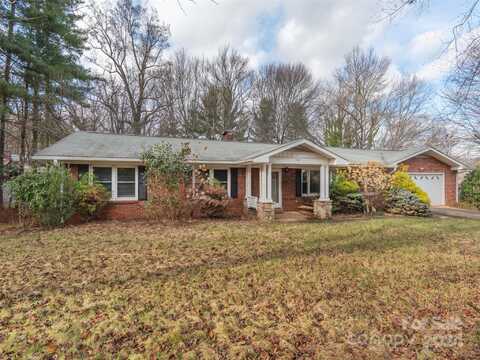 757 Country Club Drive, Waynesville, NC 28786