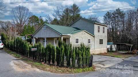 200 Walnut Avenue, Hudson, NC 28638