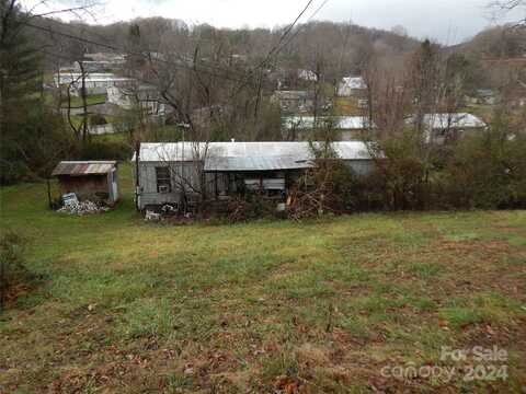 3 Patrick Drive, Waynesville, NC 28786
