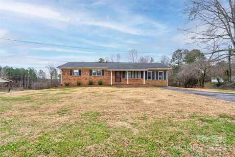 1142 E Stagecoach Trail, Lawndale, NC 28090