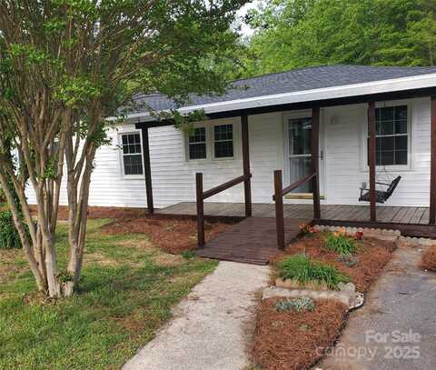 515 37th Street SW, Hickory, NC 28602