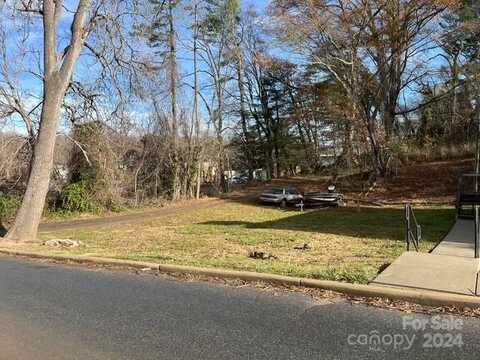 99999 Stoner Road, Asheville, NC 28803