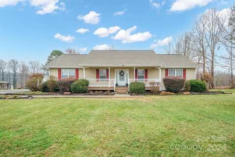 3272 Friendly Park Road, Lenoir, NC 28645