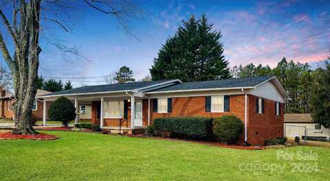 185 Brookmont Avenue, Forest City, NC 28043