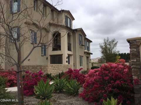 459 Stratus Lane, Simi Valley, CA 93065