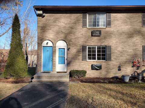 35 Mountain Village Road, Waterbury, CT 06706