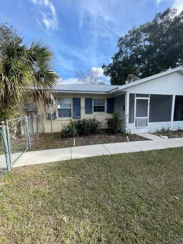 211 1st Ave, Chiefland, FL 32626