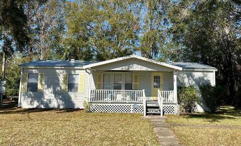 625 6th Ave, Trenton, FL 32693