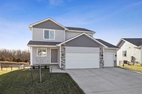 2820 Pilgrim Drive SW, Altoona, IA 50009