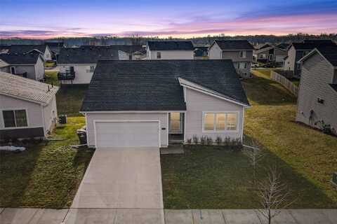 2371 River Meadows Circle, Des Moines, IA 50320