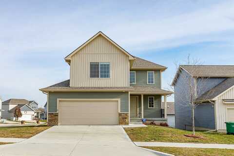 200 Aspen Drive, Norwalk, IA 50211