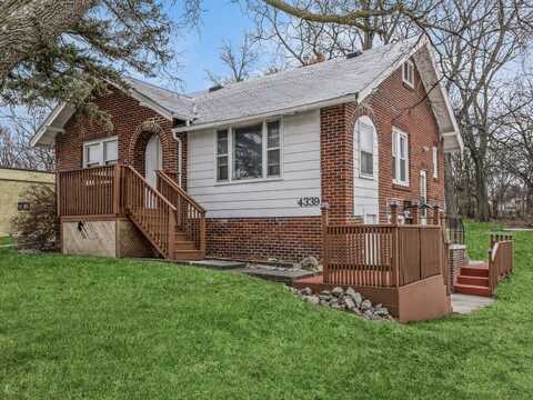 4339 Hubbell Avenue, Des Moines, IA 50317