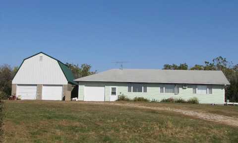 2584 HWY 136, Delmar, IA 52037