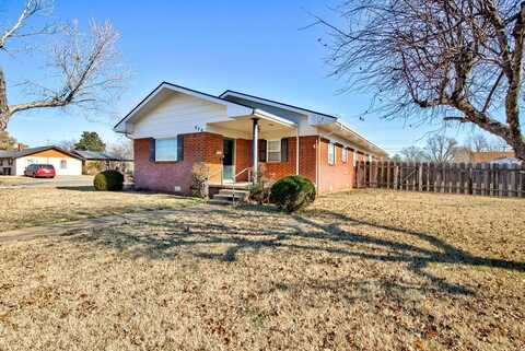 820 N Noble St, Watonga, OK 73772