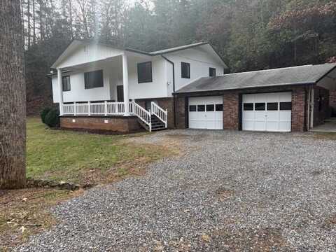 12 Gem Lake Estates Rd., Franklin, NC 28734
