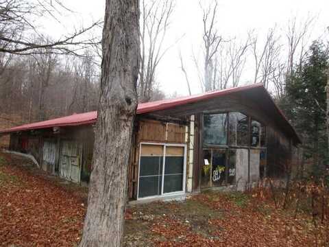 52 TRAILVIEW DRIVE, Mendon, VT 05701