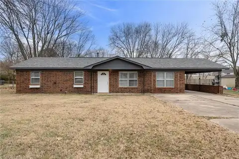 106 Morris ST, Pocola, OK 74902