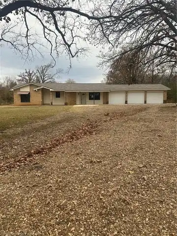 17785 175th AVE, Spiro, OK 74959