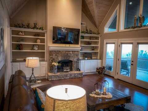 1409 Talona Mountain Road, Ellijay, GA 30536