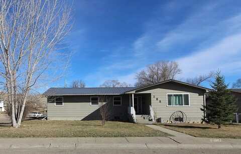 108 Oak St, Glendive, MT 59330