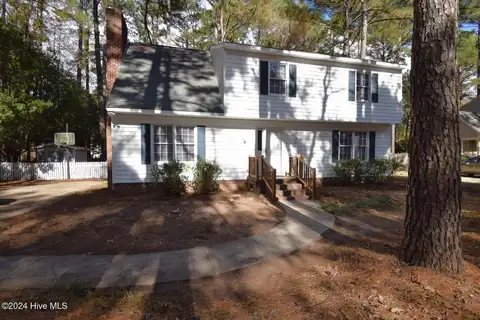 210 Woodhaven Road, Greenville, NC 27834