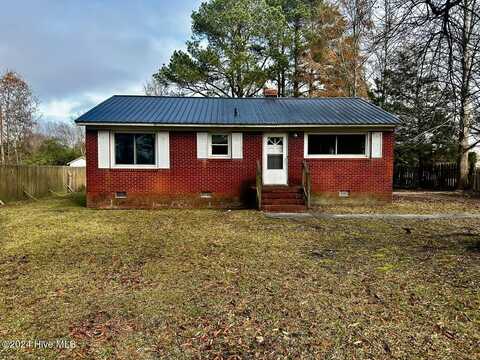 102 House Street, Robersonville, NC 27871