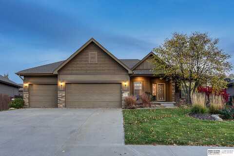 937 S 201st Street, Elkhorn, NE 68022