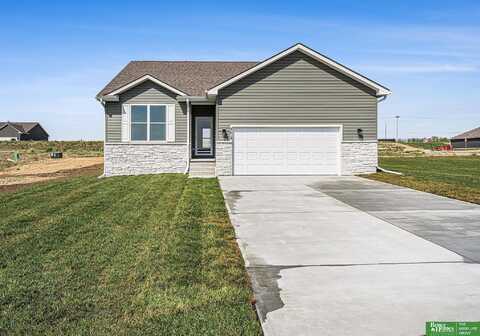 9618 N 167 Street, Bennington, NE 68007
