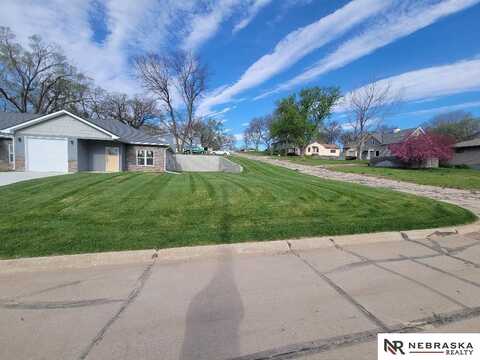 1283 N Spruce Street, Wahoo, NE 68066