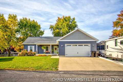 4149 E Joy Road, Shelbyville, MI 49344