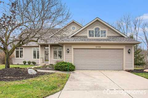 1733 Oakleigh Woods Drive NW, Grand Rapids, MI 49504