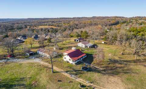 300 Oak Brooks Estate, Walnut Shade, MO 65771