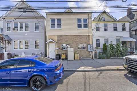 194 8th St, Passaic, NJ 07055