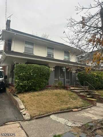 368 18th Ave, Paterson, NJ 07504