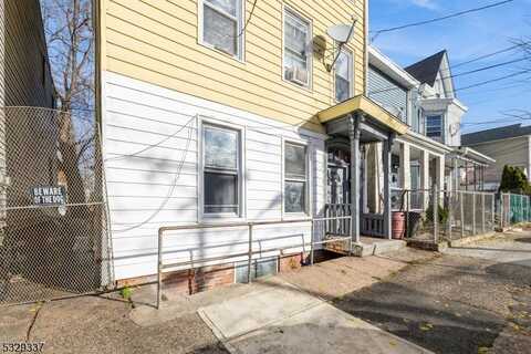 137 Park Ave, Paterson, NJ 07501