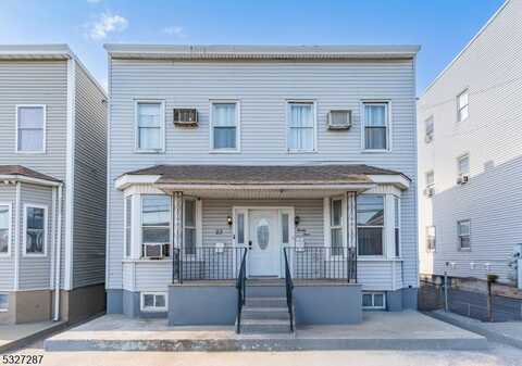 23 Foundry St, Newark, NJ 07105