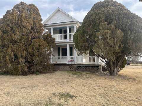 1030 15th Rd, Lyons, KS 67554