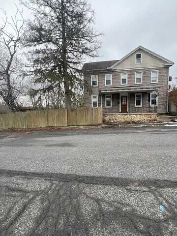 139 Bridge St, Huntingdon, PA 16652