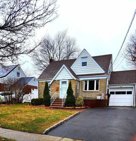 7 BLUE RIDGE RD, Lodi, NJ 07644