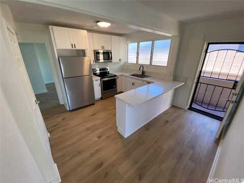 904 Lunalilo Street, Honolulu, HI 96822