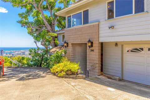 2941 Laola Place, Honolulu, HI 96813