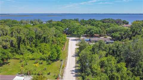 1512 Paper Birch Street, Lake Placid, FL 33852
