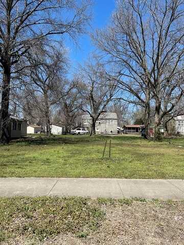 2319 Crawford N/A, Parsons, KS 67357