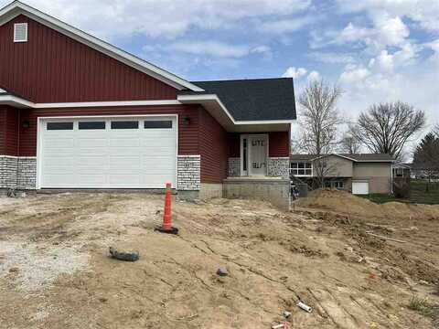 817 Prairie View Dr, WestBranch, IA 52358