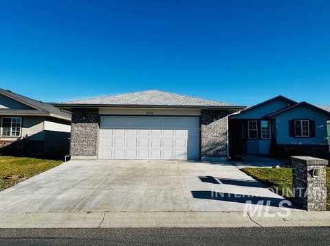 826 N Bristol St, Nampa, ID 83651