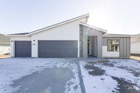 903 E 19th N St, Mountain Home, ID 83647